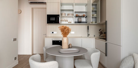 Сливочно-шоколадная квартира, в которой хочется остаться каждому