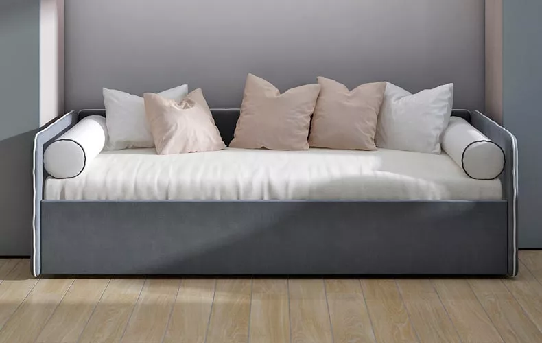 Диван Мичела се...