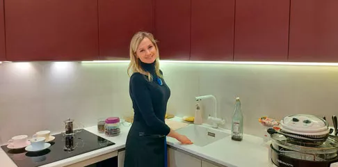 Как мы спроектировали кухню в цвет стен и получили заказ на мебель для гардеробной и ванной