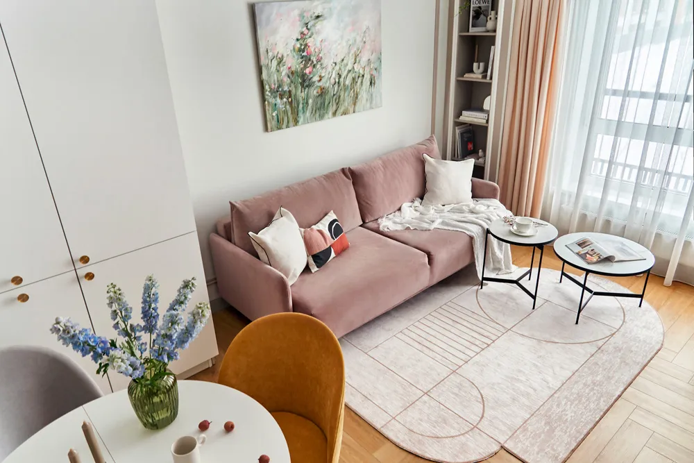 Зона комфорта: ода белому и бежевому цвету в московской евродвушке - фото №4