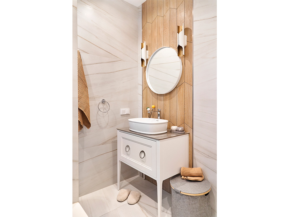 Зона комфорта: ода белому и бежевому цвету в московской евродвушке - фото №18