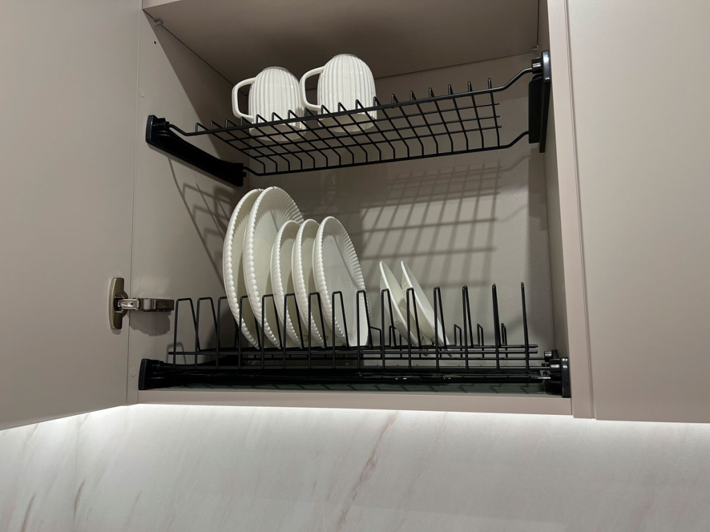 Угловая кухня в московской новостройке - фото №8