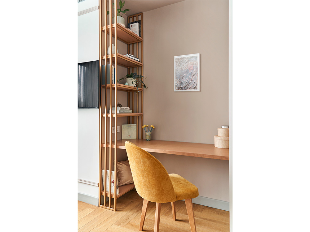 Зона комфорта: ода белому и бежевому цвету в московской евродвушке - фото №14