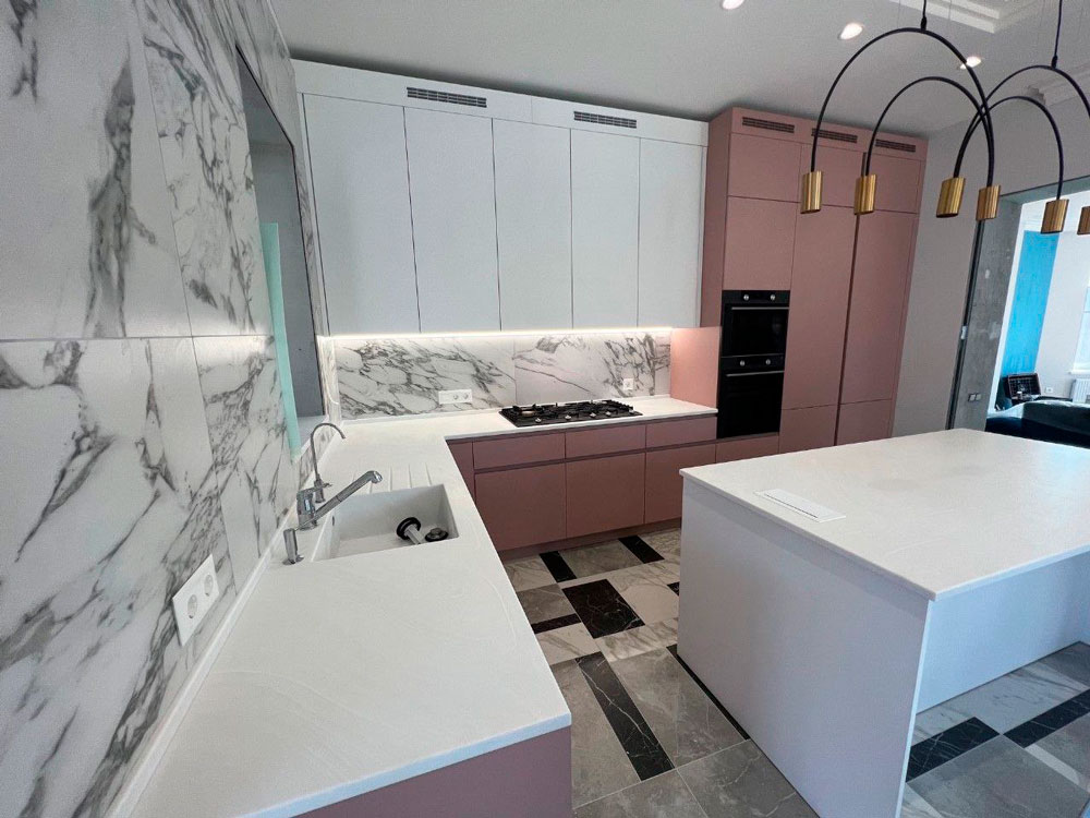 Кухня в загородном доме - фото №8