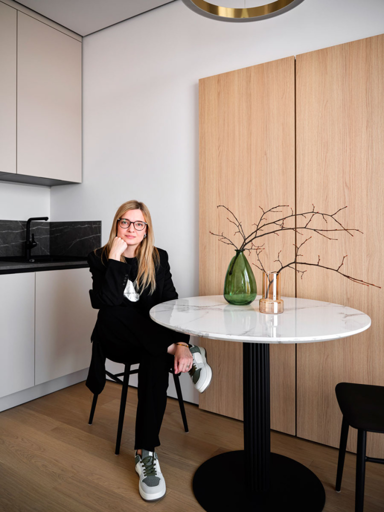 Творческие решения для удобной инвест-квартиры в центре Москвы - фото №1