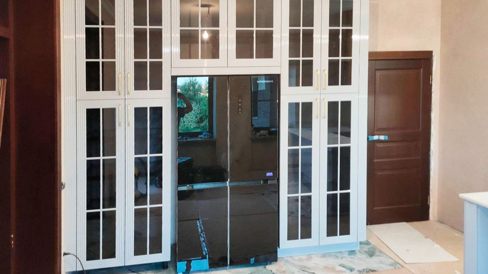 Кухня в загородном доме - фото №25